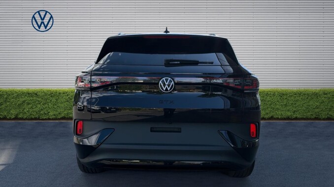 Volkswagen ID.4 250kW 4MOTION GTX Edition 79kWh 5dr Auto Electric Estate - Image 8